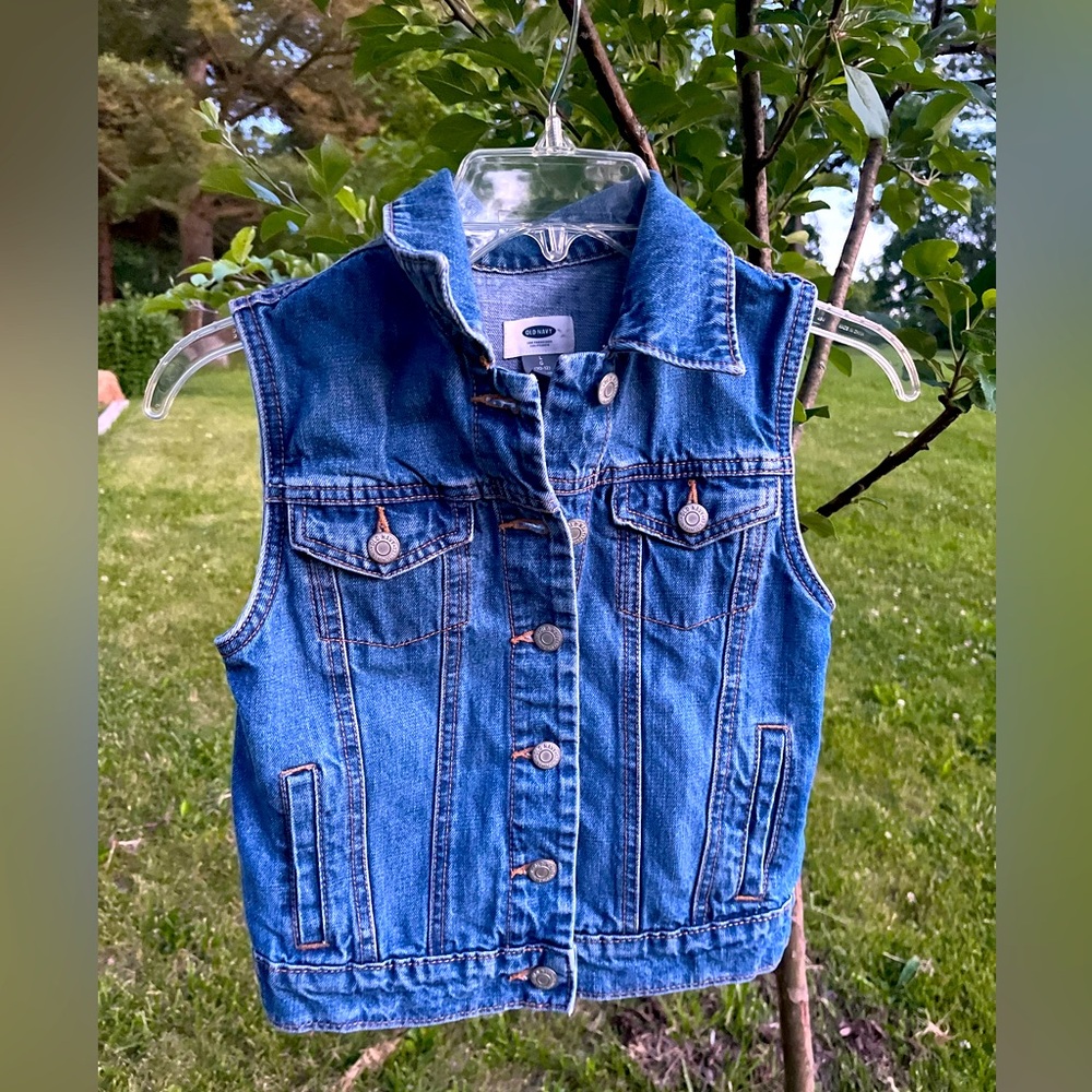 Old Navy Girls L 10-12 Sleeveless Jacket Blue Jean Denim w Metal Button Vest